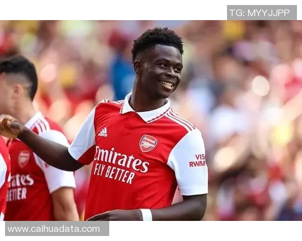 萨卡的足球之路：从青涩少年到英超明星的成长故事