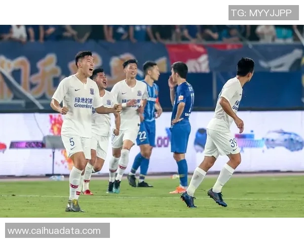 2018年苏宁与申花激战回顾：精彩瞬间与战术分析全记录