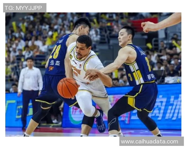 山东男篮迎战四川队CBA激战即将上演球迷热情高涨期待精彩对决