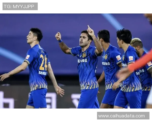 昆山队迎战江苏苏宁全力争胜两队实力对决引发球迷热议