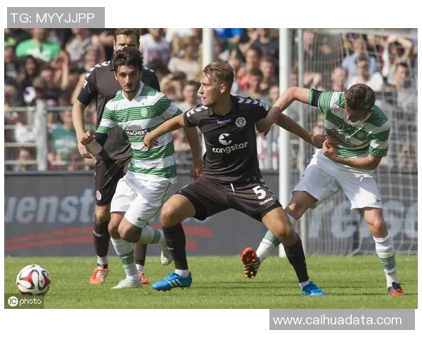 汉诺威与卡尔斯的精彩对决揭示足球战术与团队合作的魅力