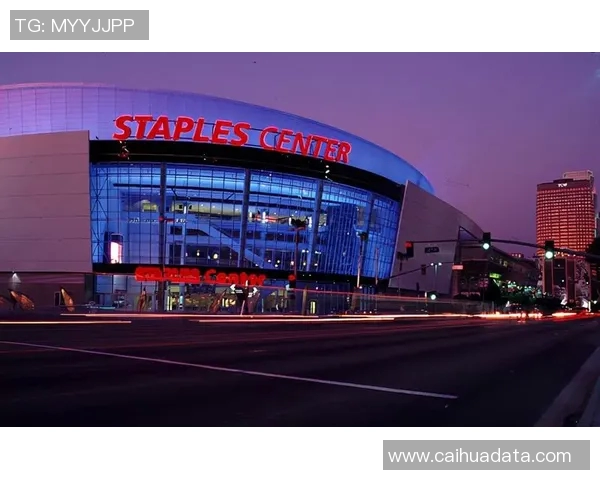 快船新球馆揭幕在即2025年正式告别斯台普斯中心