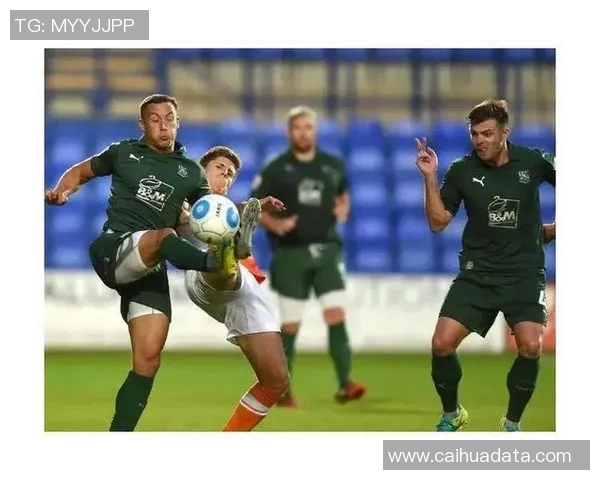 克莱蒙与沙托鲁的激烈对决展现法乙联赛的精彩与悬念 克莱蒙与沙托鲁的激烈对决展现法乙联赛的精彩与悬念