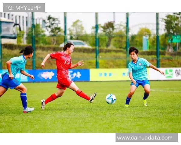 重庆足球队荣登足球配合排行榜第二名展现团队实力与默契